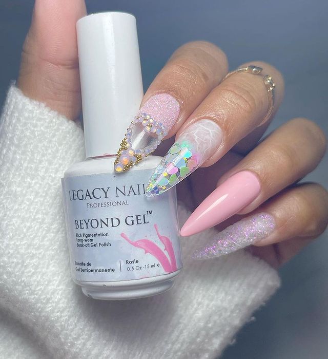 Beyond Gel: Descubre el Poder de 48 Tonos en Esmaltes Semipermanentes 3 328568665 484819340527298 1142009940416238794 n 2