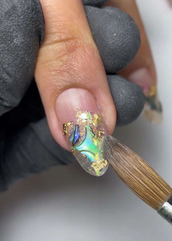 Immerse Yourself in Nail Glamour: Create the Perfect Encapsulation with LEGACY and Our Smart Builder Gel Clear 6 Imagen de WhatsApp 2023 08 26 a las 08.51.463 1