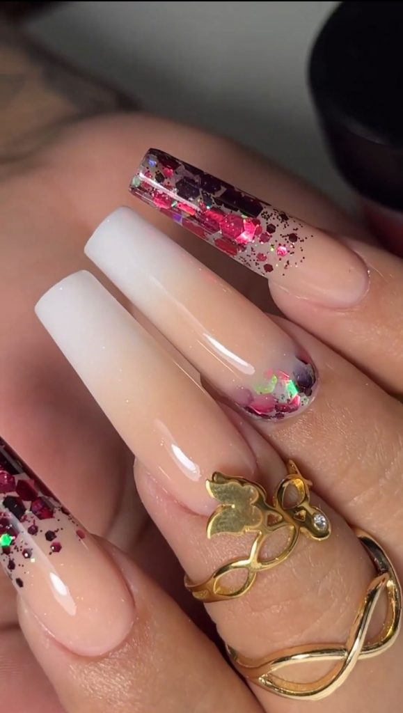Descubre el Arte de las Uñas: Brilliant Finish vs. Velvet Matte Gel 4 8687e24d 0ea6 48f5 b531 7b6077325d71